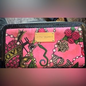 Betsey Johnson Zip Around Wallet